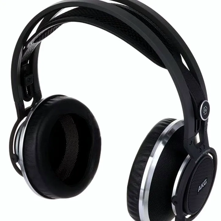 Akg K 812