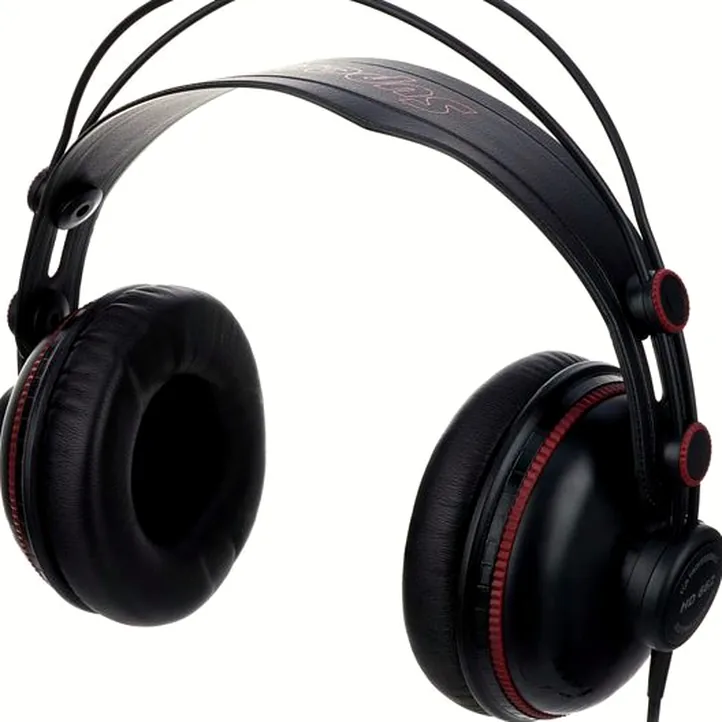 Superlux Hd662